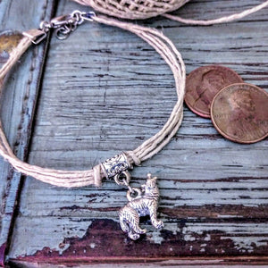 Bracelet MoonShine Howling Pewter Wolf with Hemp Cord