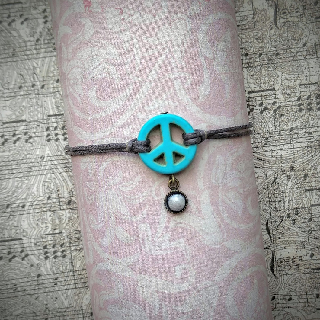 Bracelet - Magnesite Peace Sign with Moonstone Drop