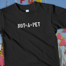 Load image into Gallery viewer, T-shirt - Youth - Not A Pet
